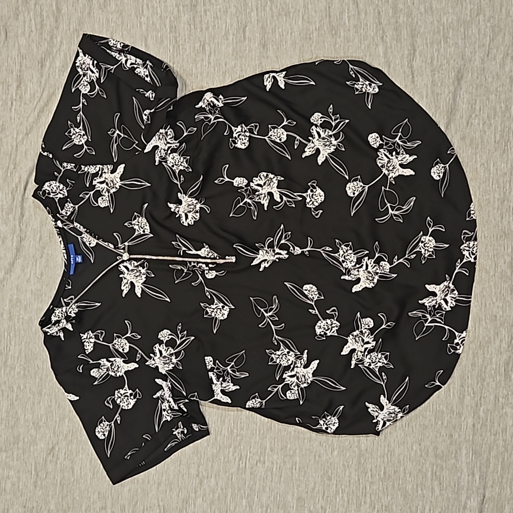 Apt 9 Black and White Floral Quarter Zip Women's Blouse Size 0X
